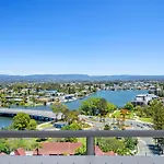 Artique - Hosted By Coastal Letting